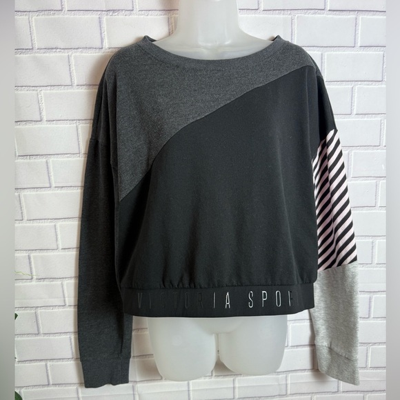 Victoria's Secret Sport Colorblock Crewneck Sweatshirt/size XL - Picture 1 of 10